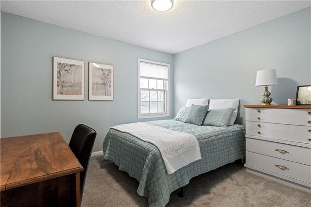 12285 S Mullen Road, Olathe, KS 66062