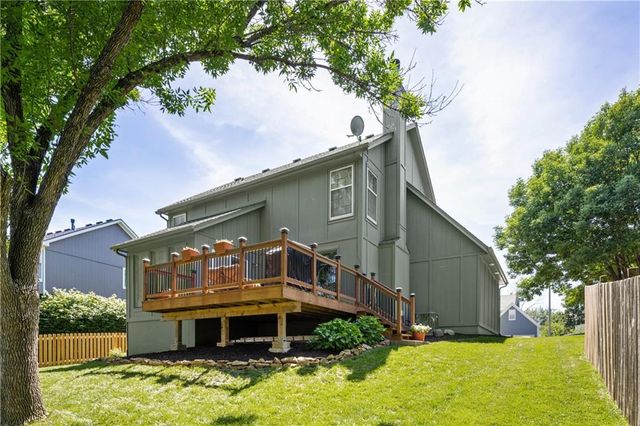 12285 S Mullen Road, Olathe, KS 66062