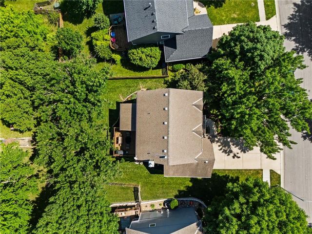 12285 S Mullen Road, Olathe, KS 66062