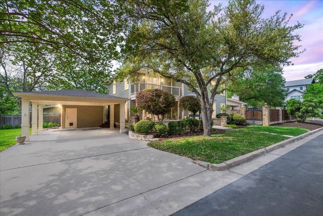 2210 Meadowbrook DR, Austin, TX 78703