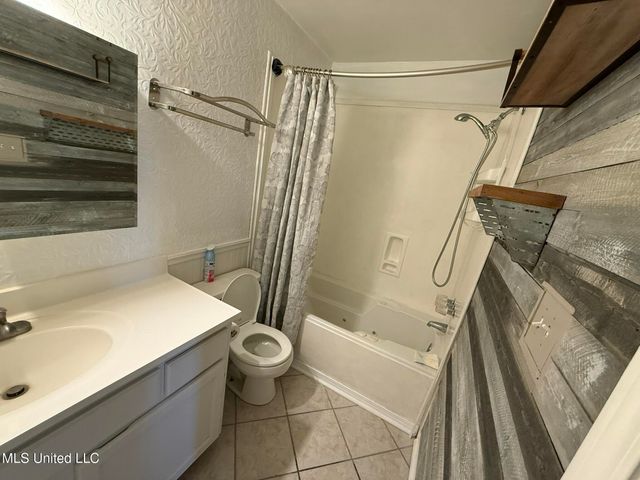 19478 W Lake Village Drive, Gulfport, MS 39503