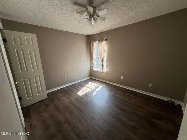 19478 W Lake Village Drive, Gulfport, MS 39503