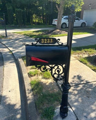 3233 Glenloch Place, Lawrenceville, GA 30044