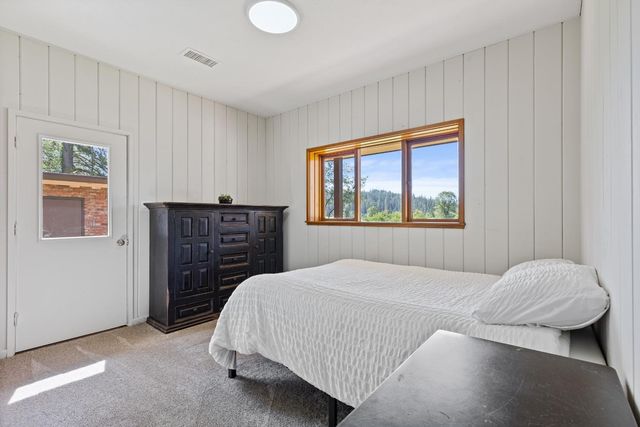 1040 Gladycon Rd, Colfax, CA 95713