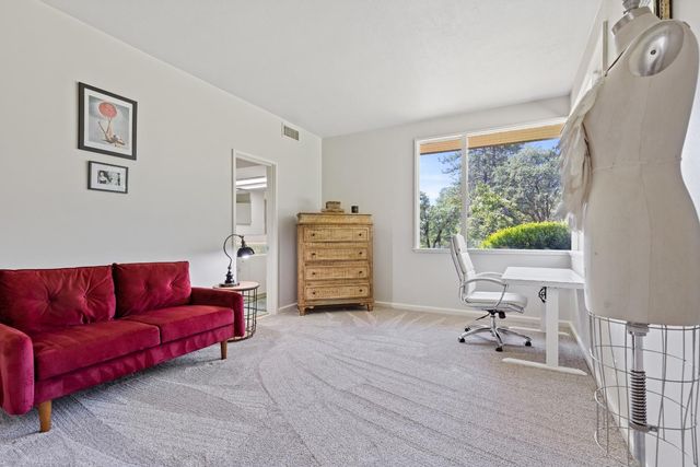 1040 Gladycon Rd, Colfax, CA 95713