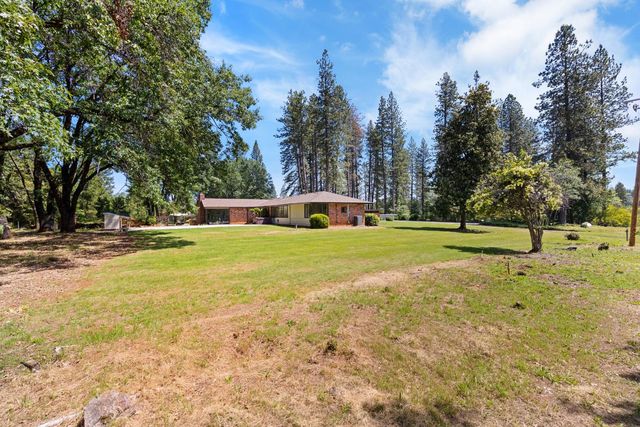 1040 Gladycon Rd, Colfax, CA 95713