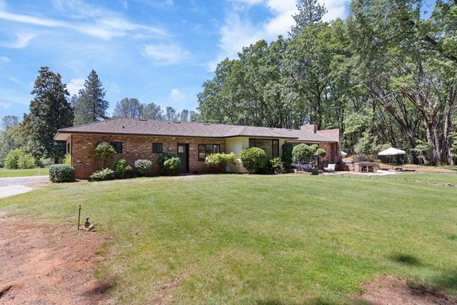 1040 Gladycon Rd, Colfax, CA 95713