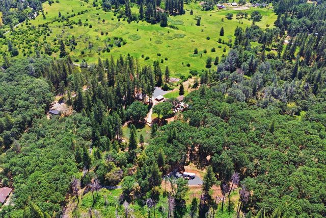 1040 Gladycon Rd, Colfax, CA 95713