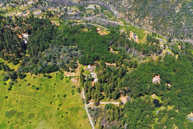 1040 Gladycon Rd, Colfax, CA 95713