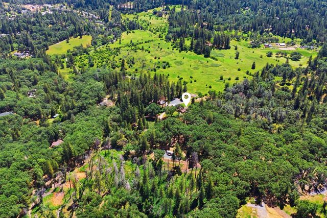 1040 Gladycon Rd, Colfax, CA 95713