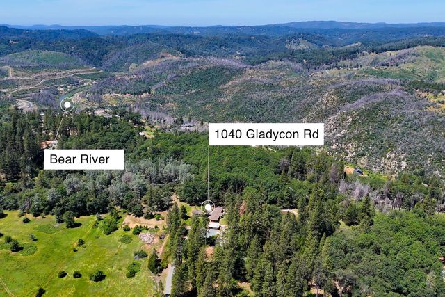 1040 Gladycon Rd, Colfax, CA 95713