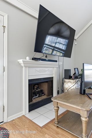 10201 Shoal Creek Ct, Louisville, KY 40291