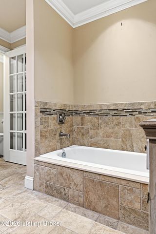 10201 Shoal Creek Ct, Louisville, KY 40291