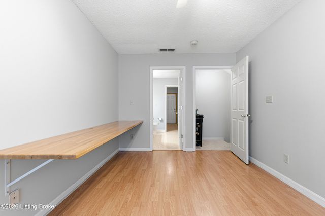 10201 Shoal Creek Ct, Louisville, KY 40291