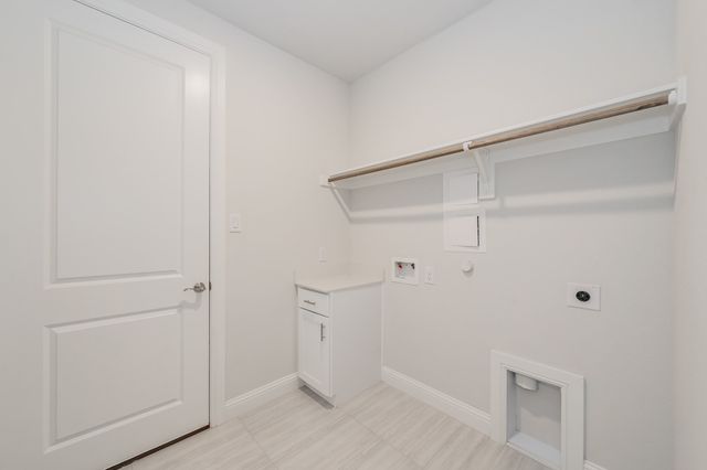 9613 Thorncrown Lane, Fort Worth, TX 76179