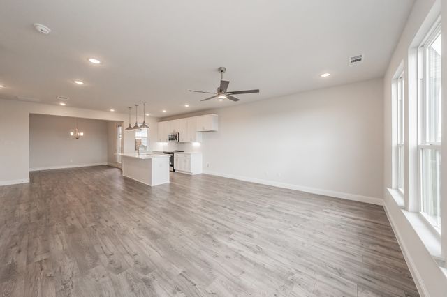 9613 Thorncrown Lane, Fort Worth, TX 76179