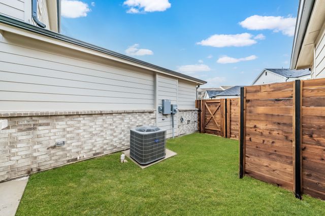 9613 Thorncrown Lane, Fort Worth, TX 76179