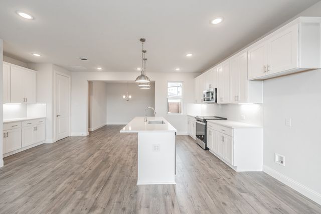 9613 Thorncrown Lane, Fort Worth, TX 76179