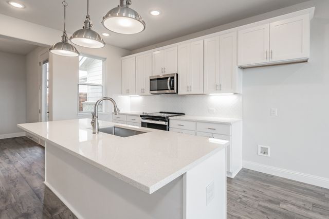 9613 Thorncrown Lane, Fort Worth, TX 76179