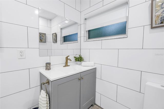 224 6TH AVENUE N 7, St Petersburg, FL 33701