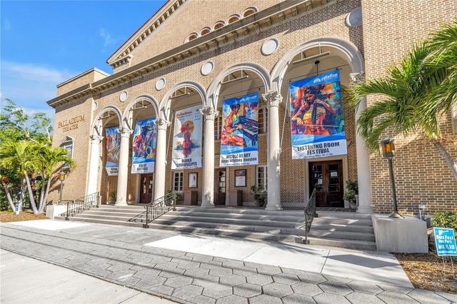 224 6TH AVENUE N 7, St Petersburg, FL 33701