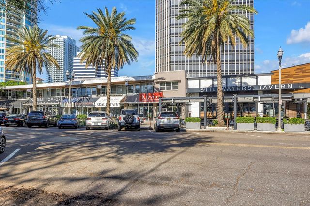 224 6TH AVENUE N 7, St Petersburg, FL 33701