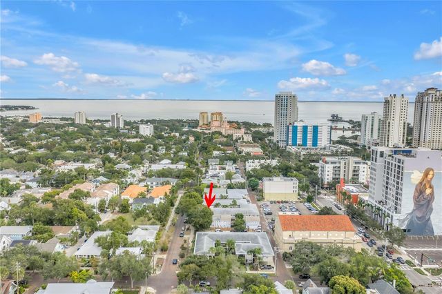 224 6TH AVENUE N 7, St Petersburg, FL 33701