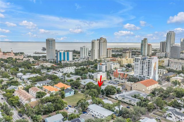 224 6TH AVENUE N 7, St Petersburg, FL 33701