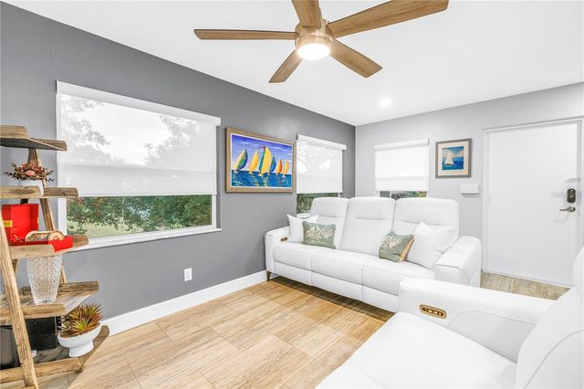 224 6TH AVENUE N 7, St Petersburg, FL 33701