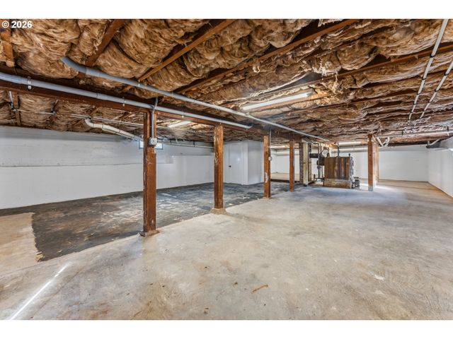 790 OREGON Ave, North Bend, OR 97459