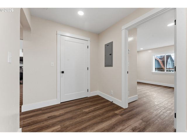 790 OREGON Ave, North Bend, OR 97459