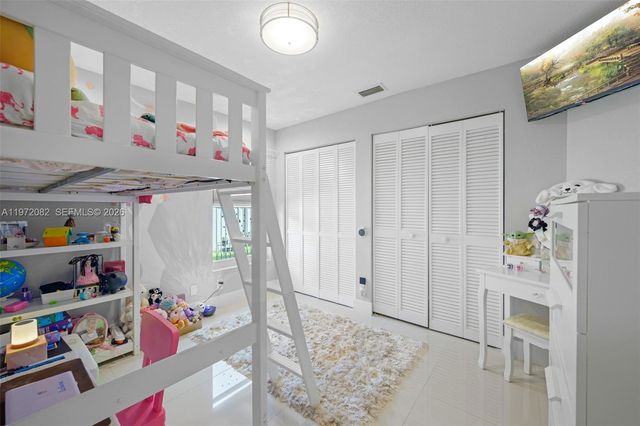 1242 Terrystone Ct, Weston, FL 33326