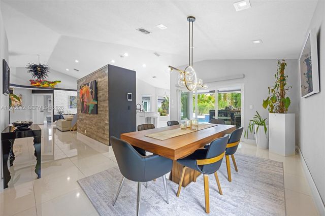 1242 Terrystone Ct, Weston, FL 33326