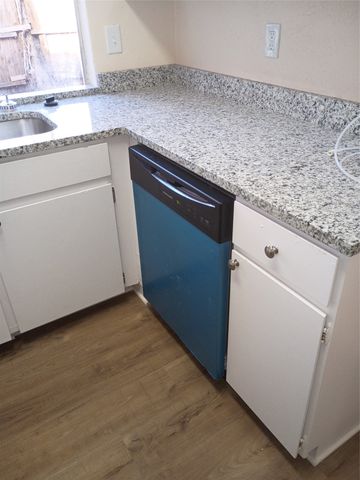 2620 Santa Barbara Drive, Grand Prairie, TX 75052