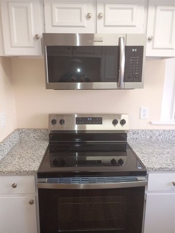 2620 Santa Barbara Drive, Grand Prairie, TX 75052