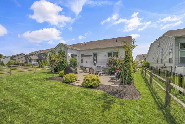 2753 Newbern Drive W, Blacklick, OH 43004