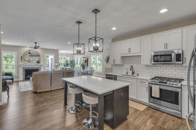 2753 Newbern Drive W, Blacklick, OH 43004