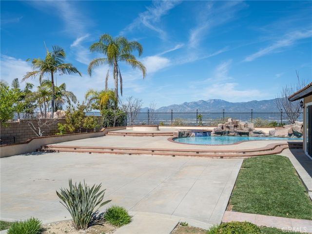 19709 Highland Terrace Dr, Walnut, CA 91789