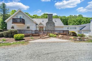 674 Old Furnace RD SW, Riner, VA 24149
