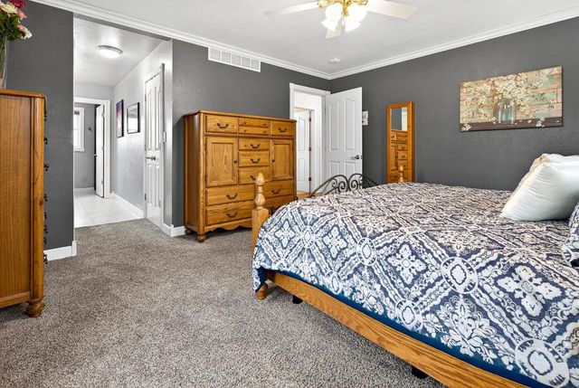 W6180 LONG COURT, Appleton, WI 54914