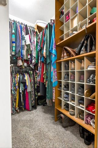 W6180 LONG COURT, Appleton, WI 54914