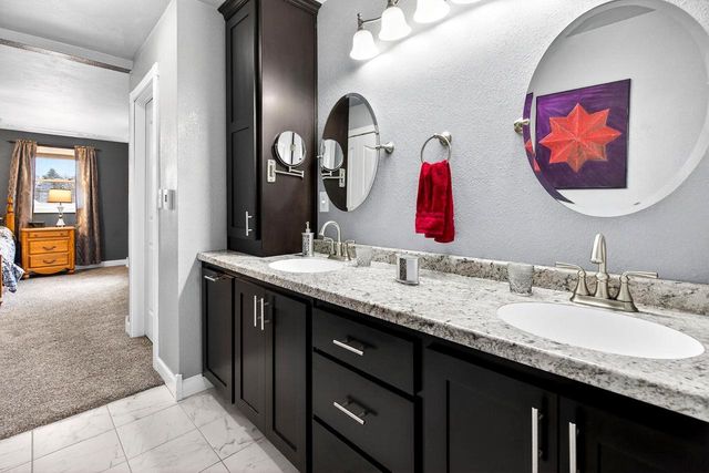 W6180 LONG COURT, Appleton, WI 54914