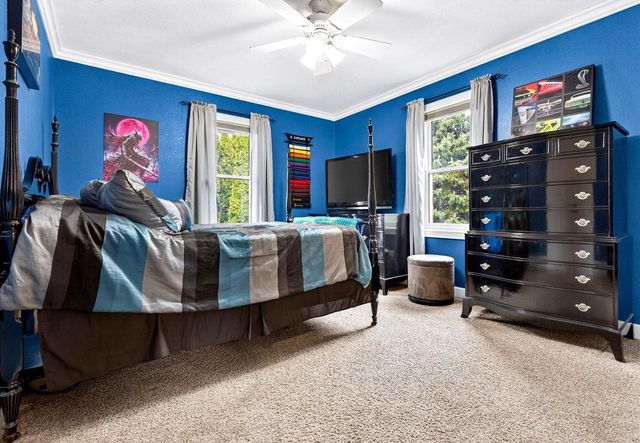 W6180 LONG COURT, Appleton, WI 54914