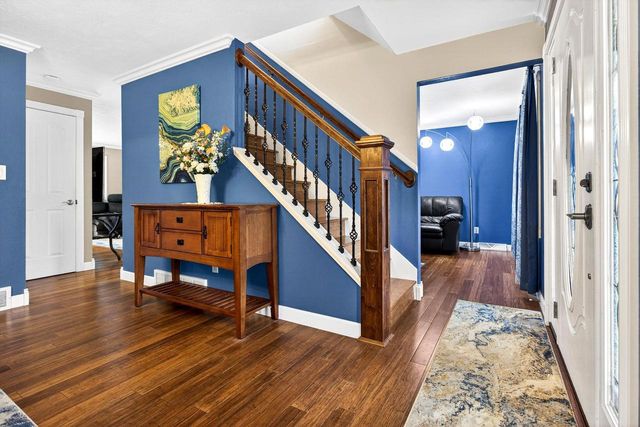 W6180 LONG COURT, Appleton, WI 54914