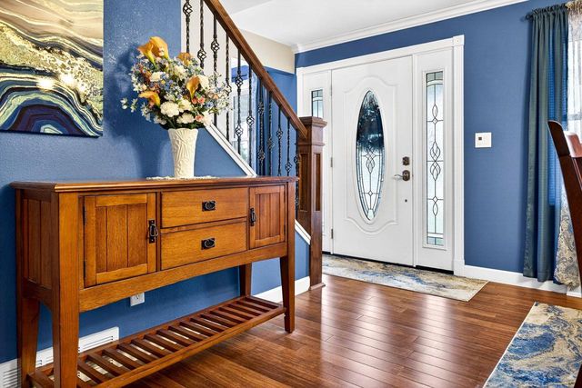 W6180 LONG COURT, Appleton, WI 54914