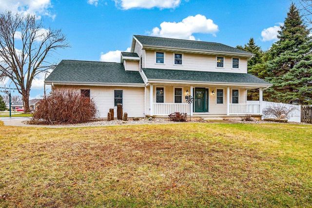 W6180 LONG COURT, Appleton, WI 54914
