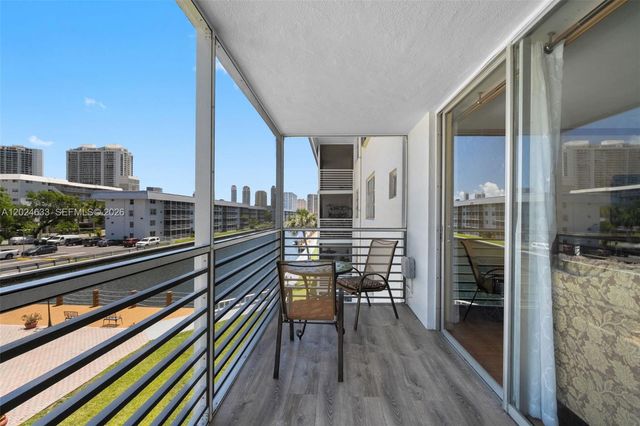 3551 NE 169th Street 301, North Miami Beach, FL 33160
