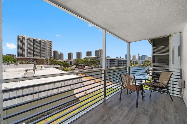 3551 NE 169th Street 301, North Miami Beach, FL 33160