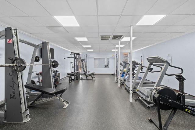 3551 NE 169th Street 301, North Miami Beach, FL 33160