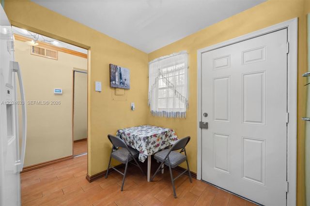 3551 NE 169th Street 301, North Miami Beach, FL 33160